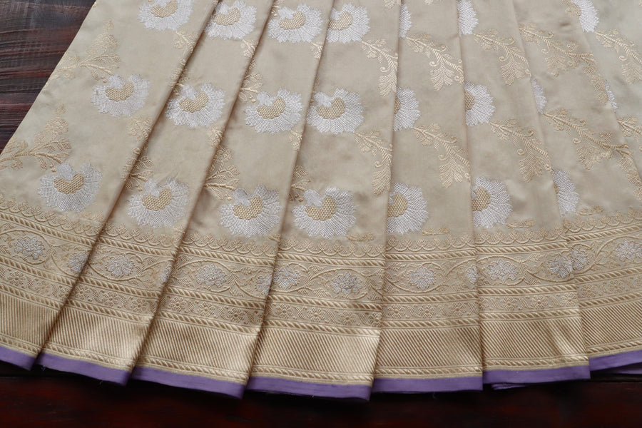 Cream Zig Zag Jangla Pure Silk Banarasi Saree | Stuti Weaves