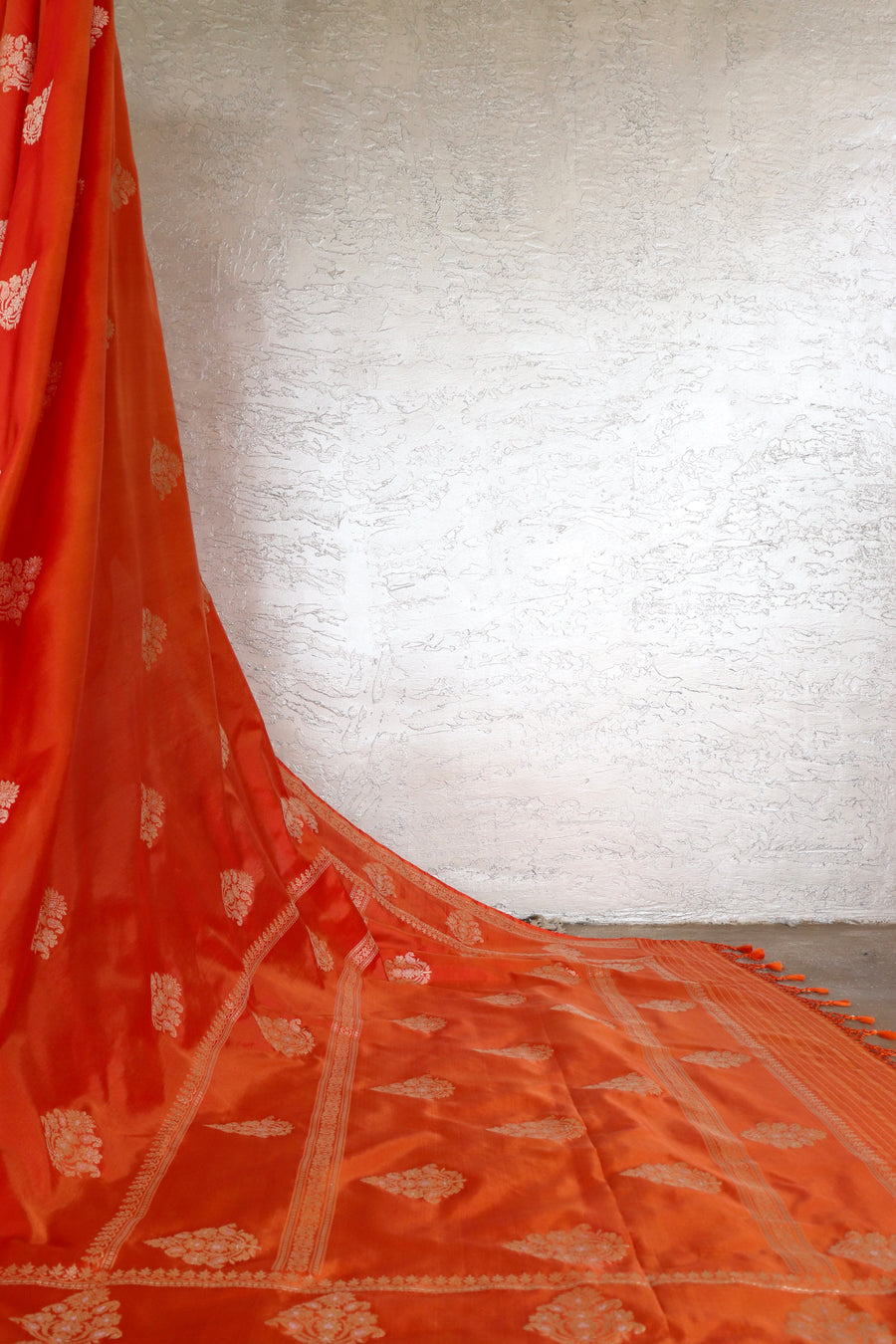 Rust Kadhua Motif Pure Silk Handloom Banarasi Saree