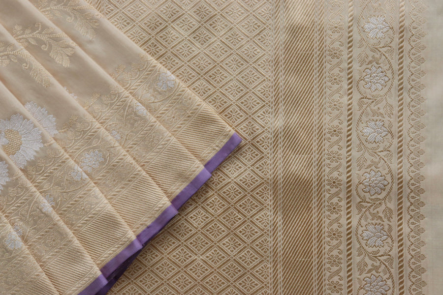 Cream Zig Zag Jangla Pure Silk Banarasi Saree | Stuti Weaves