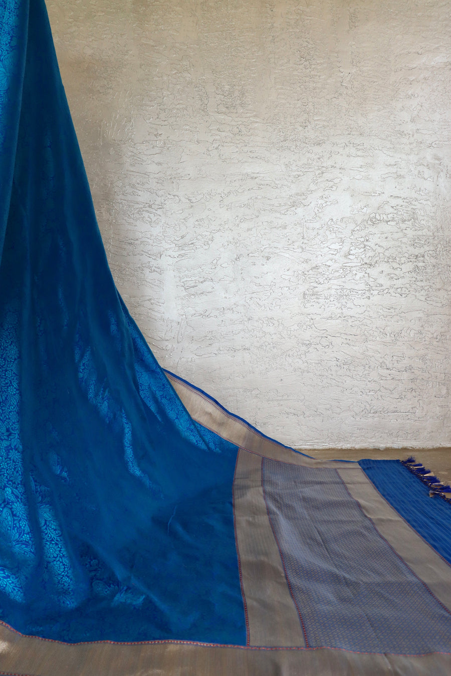 Blue Butterfly Resham Handwoven Banarasi Tanchoi Silk Saree