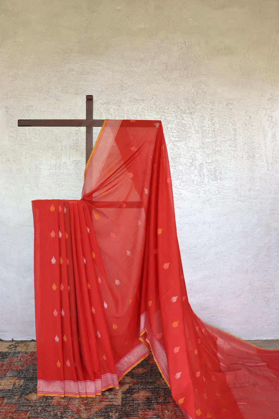 Red handloom Banarsi saree with kadhua motifs in pure cotton