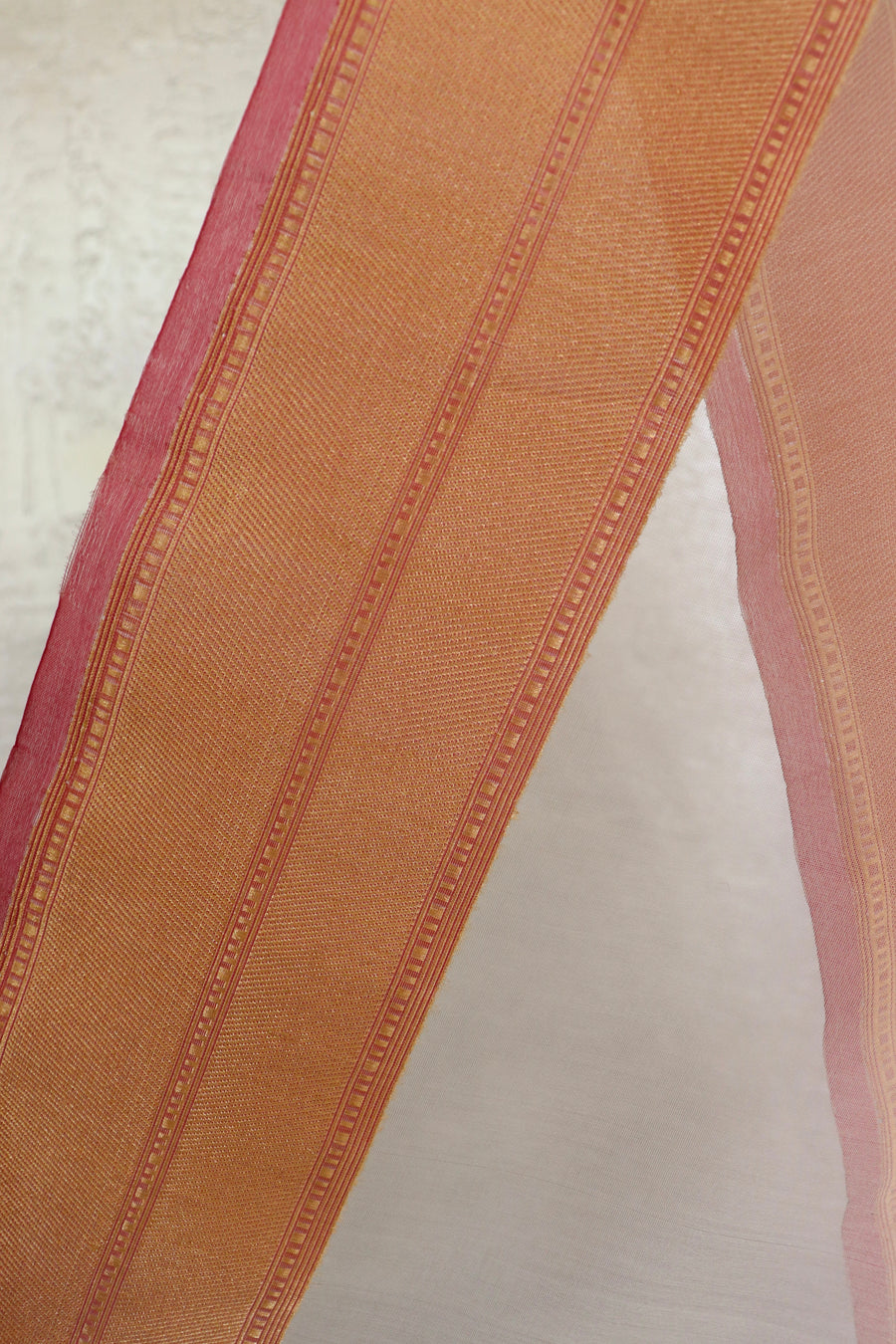 White Kadhua Organza Handloom Banarasi Saree