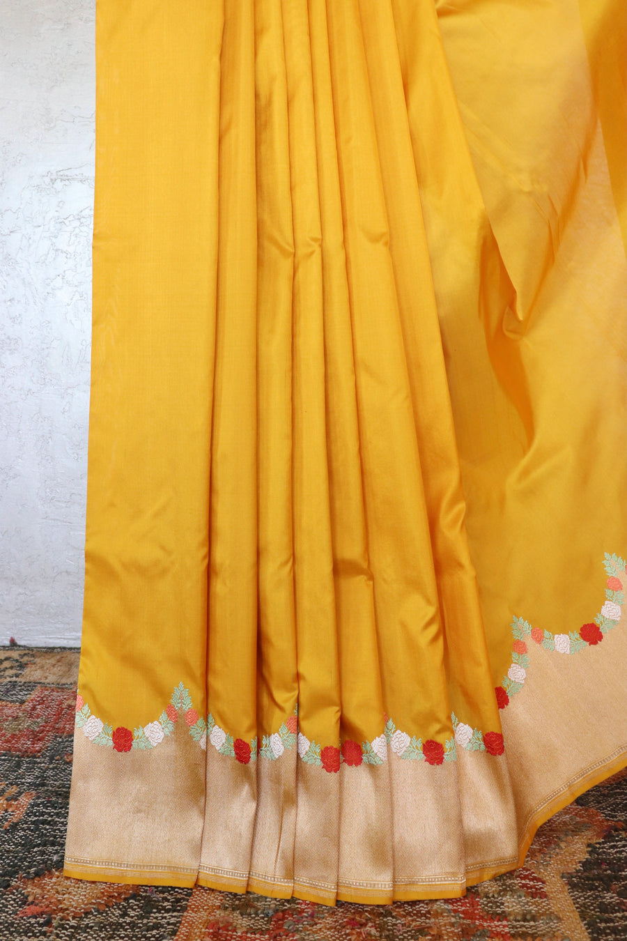 Yellow Floral Border Pure Silk Handloom Banarasi Saree