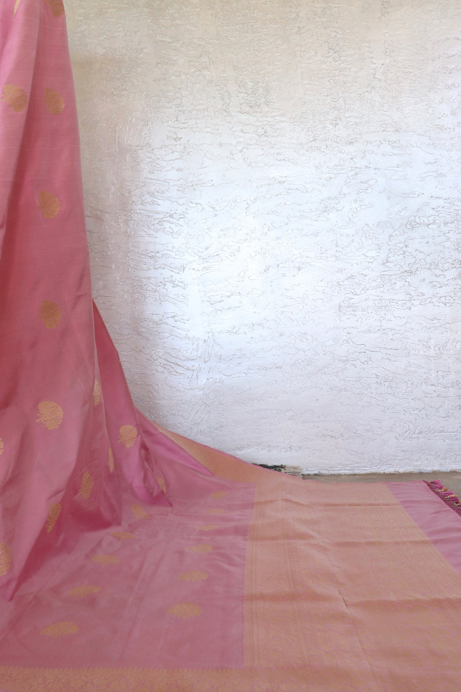 Pink Kadhua Motif Pure Silk Handloom Banarasi Saree