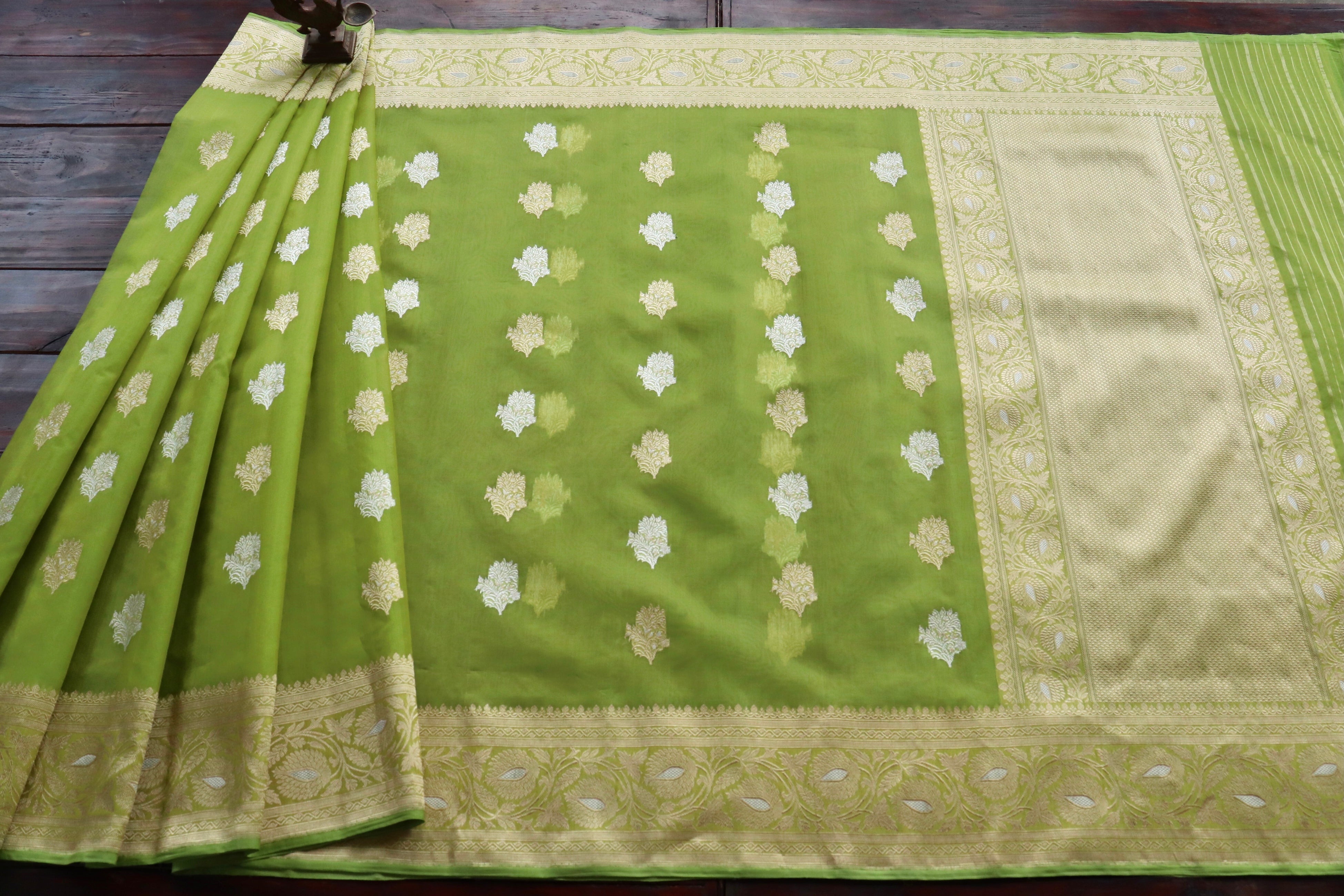 Green Guldasta Motif Pure Kora Silk Handloom Saree
