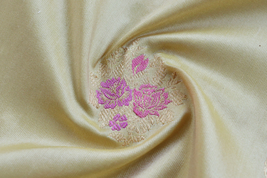 Aanchal motif on Cream Motif Katan Banarasi saree