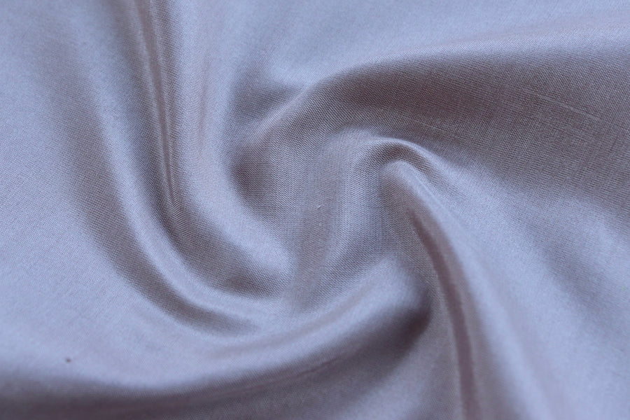 Aanchal motif on Grey Kadhua Katan Banarasi saree
