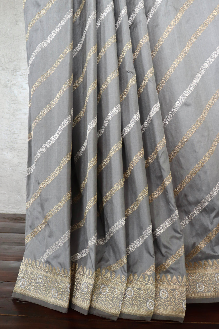 Dove - Grey Aada Jangla Pure Katan Silk Banarasi Saree