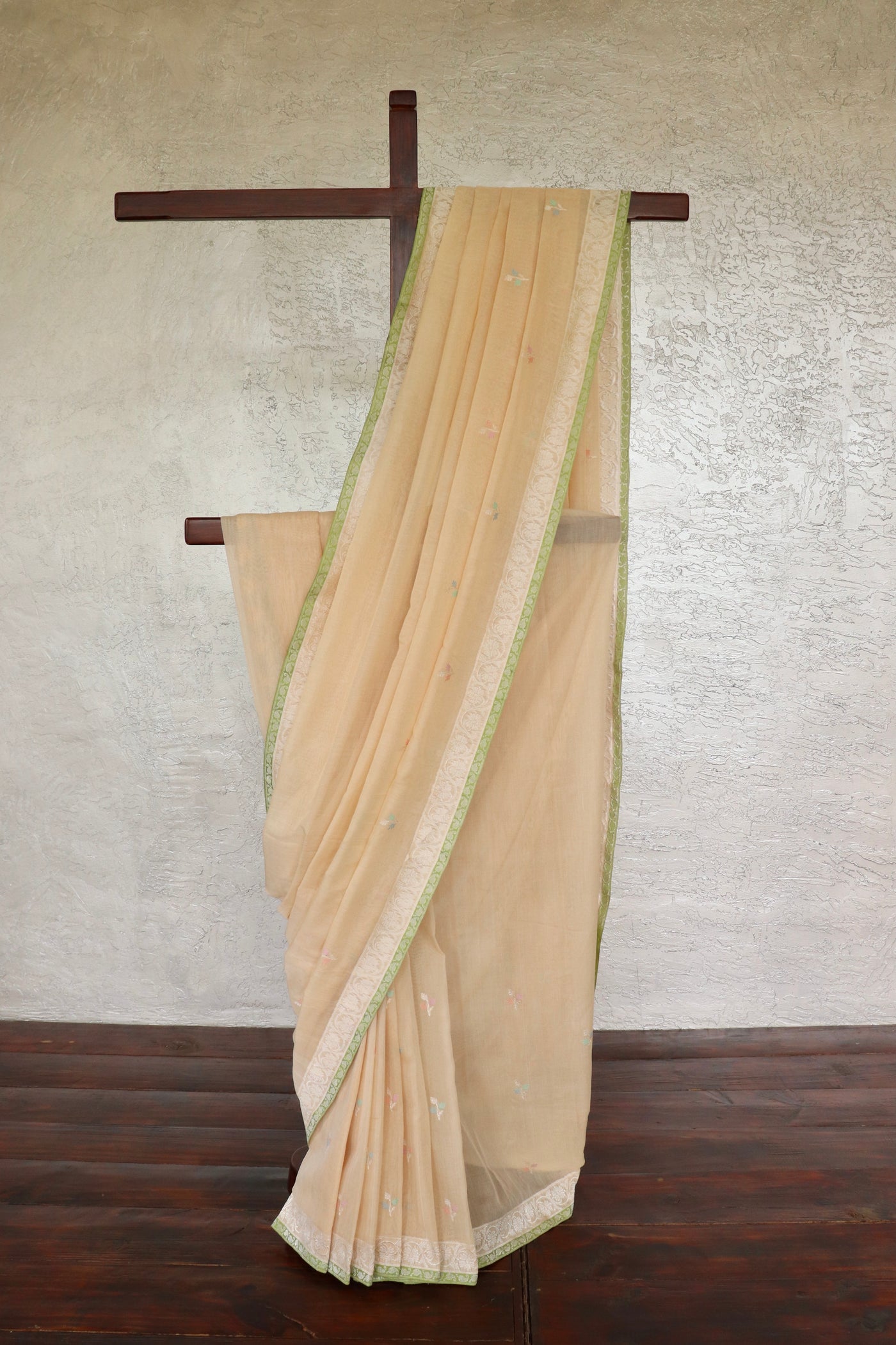 Cream Cotton Kadhua Motif Banarasi Handloom Saree