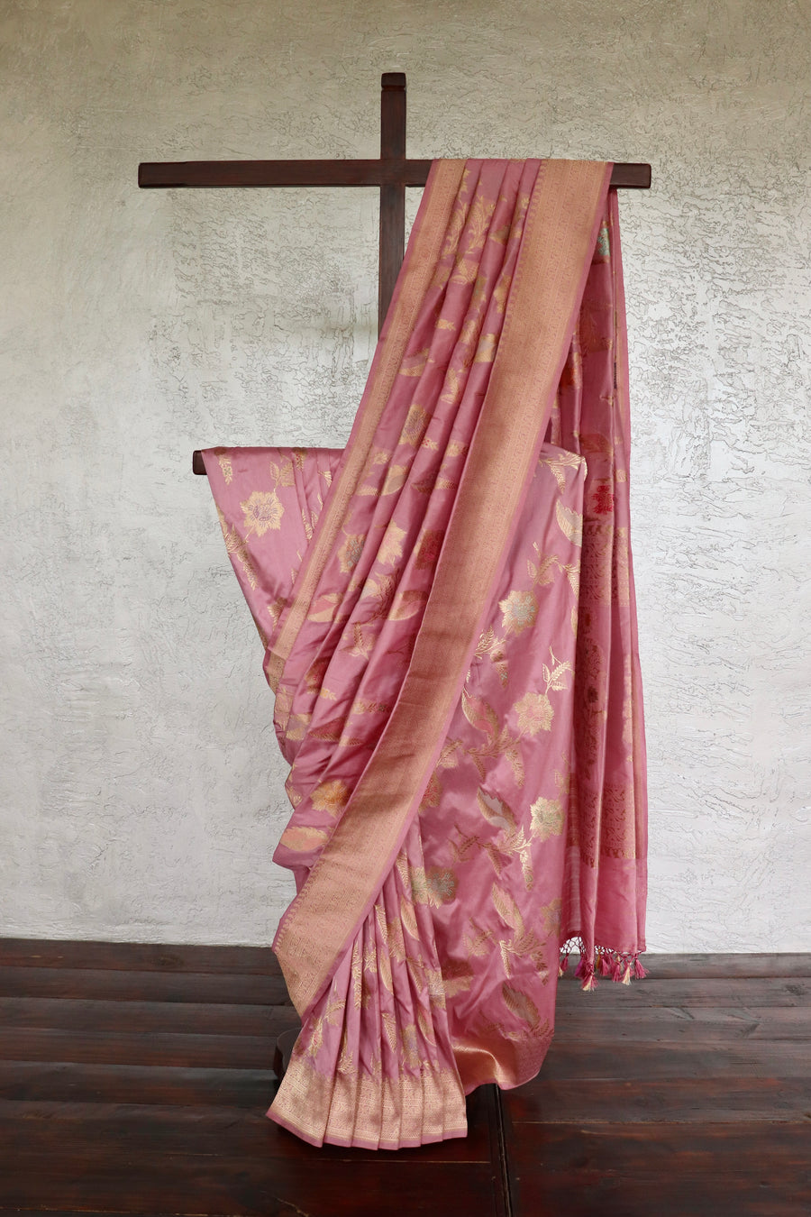 Dusty Rose Kadhua Pure Silk Kadhua Jangla Handwoven Saree