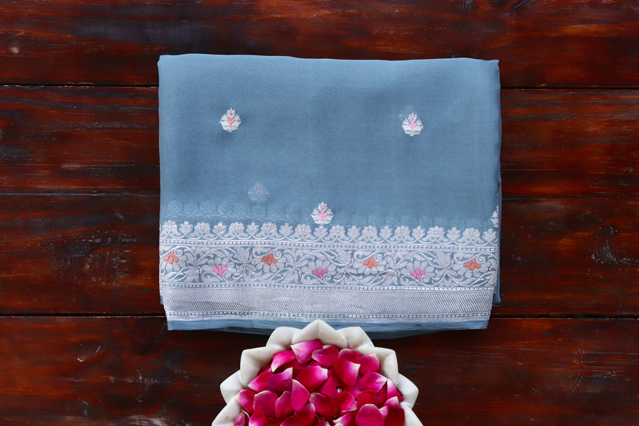 Grey handloom Banarsi saree with kadhua motifs in Khadi Georgette silk