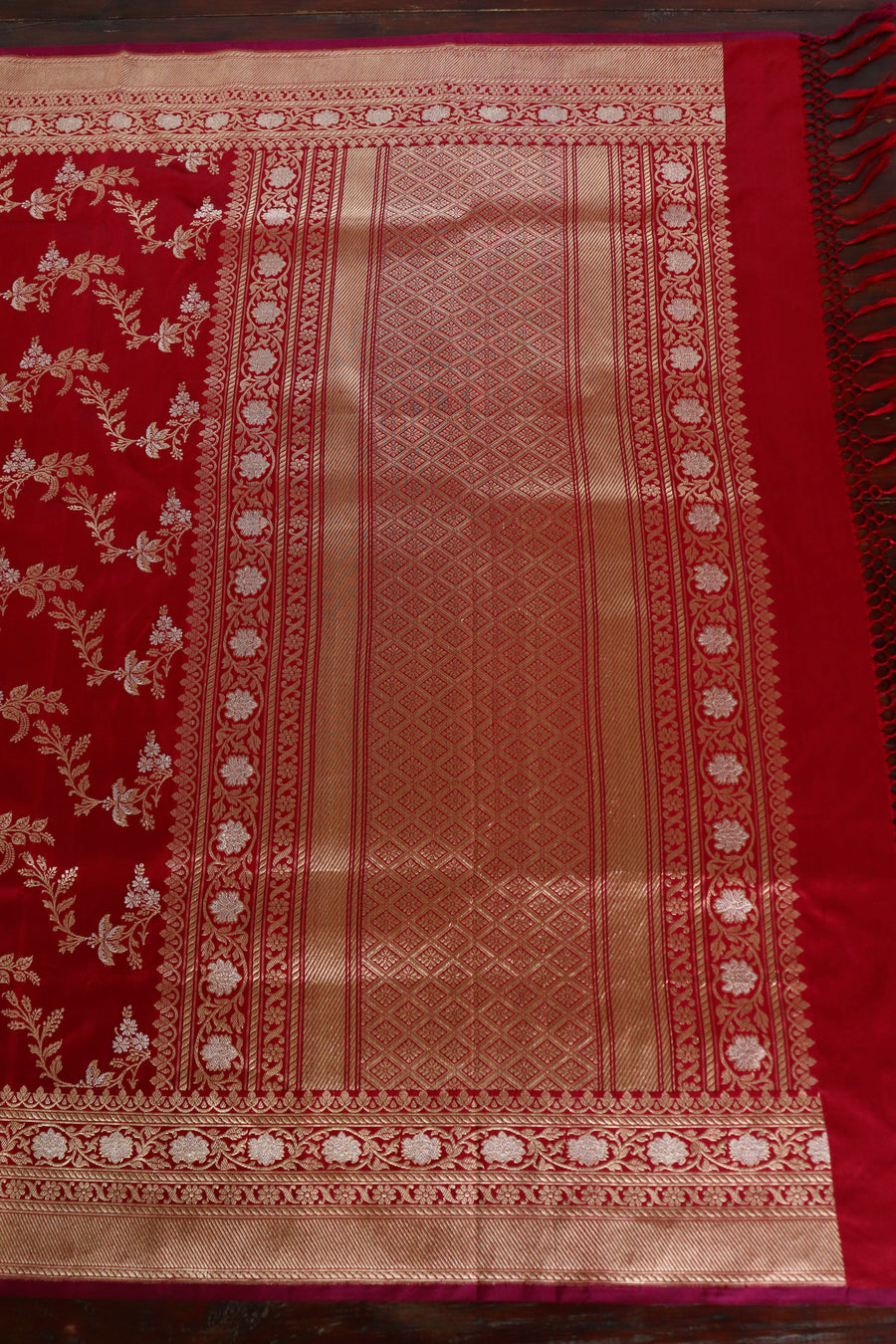 Deep Red Kadhua Phool Jangla Katan Silk Saree