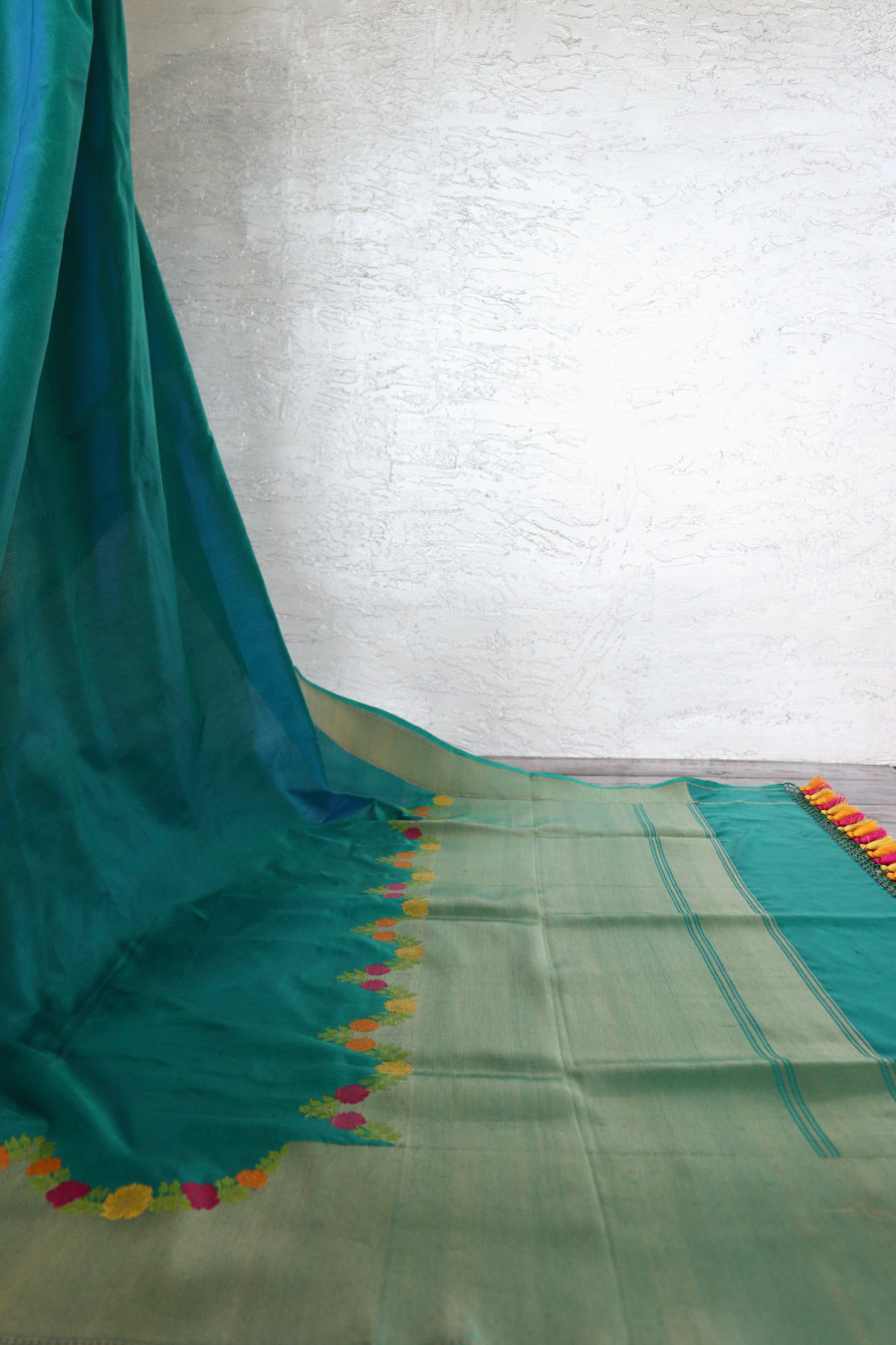 Peacock Blue Floral Border Pure Silk Banarasi Saree | Stuti Weaves