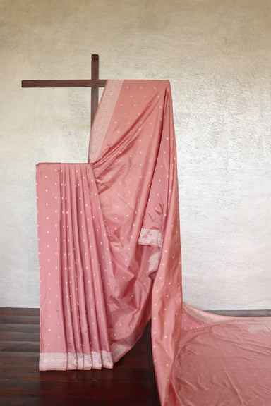 Salmon Pink handloom Banarsi saree with kadhua motifs in pure silk