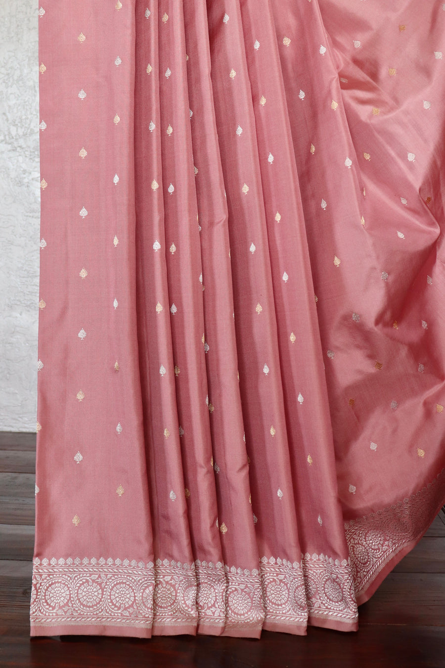 Salmon Pink Kadhua Weave Pure Silk Handloom Banarasi Saree