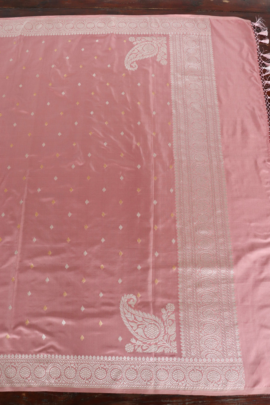 Salmon Pink Kadhua Weave Pure Silk Handloom Banarasi Saree