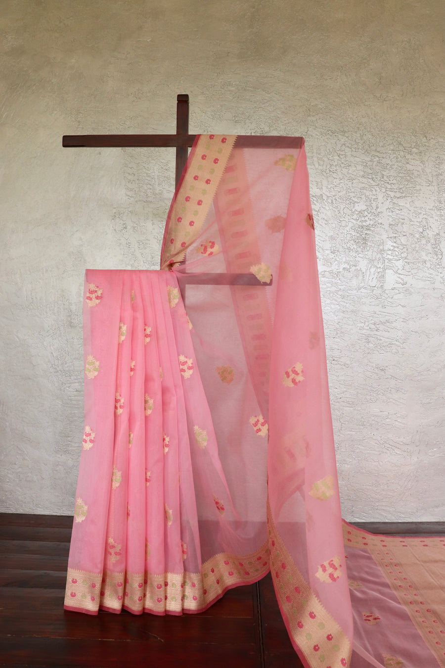 Candy Pink Guldasta Motif Pure Kora Silk Handloom Saree