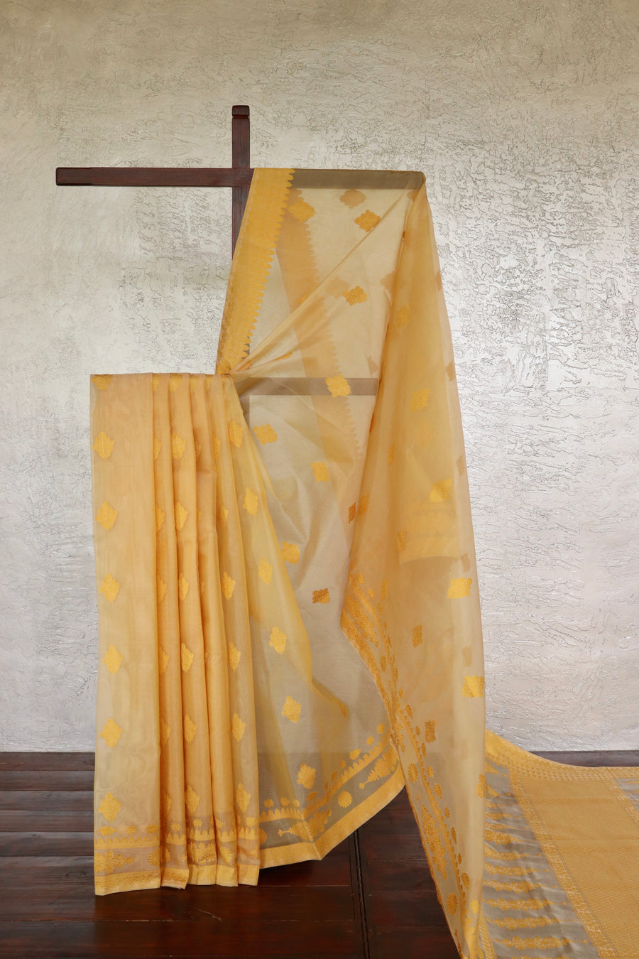 Yellow Resham Kadhua Pure Kora Silk Handloom Saree