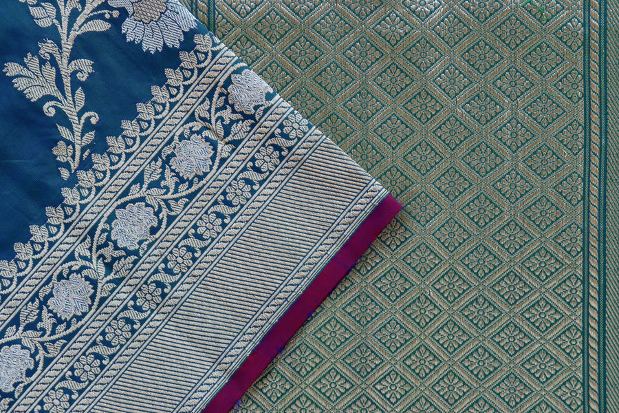 Full drape of Peacock Shade Zig Zag Jangla pure silk Banarasi saree