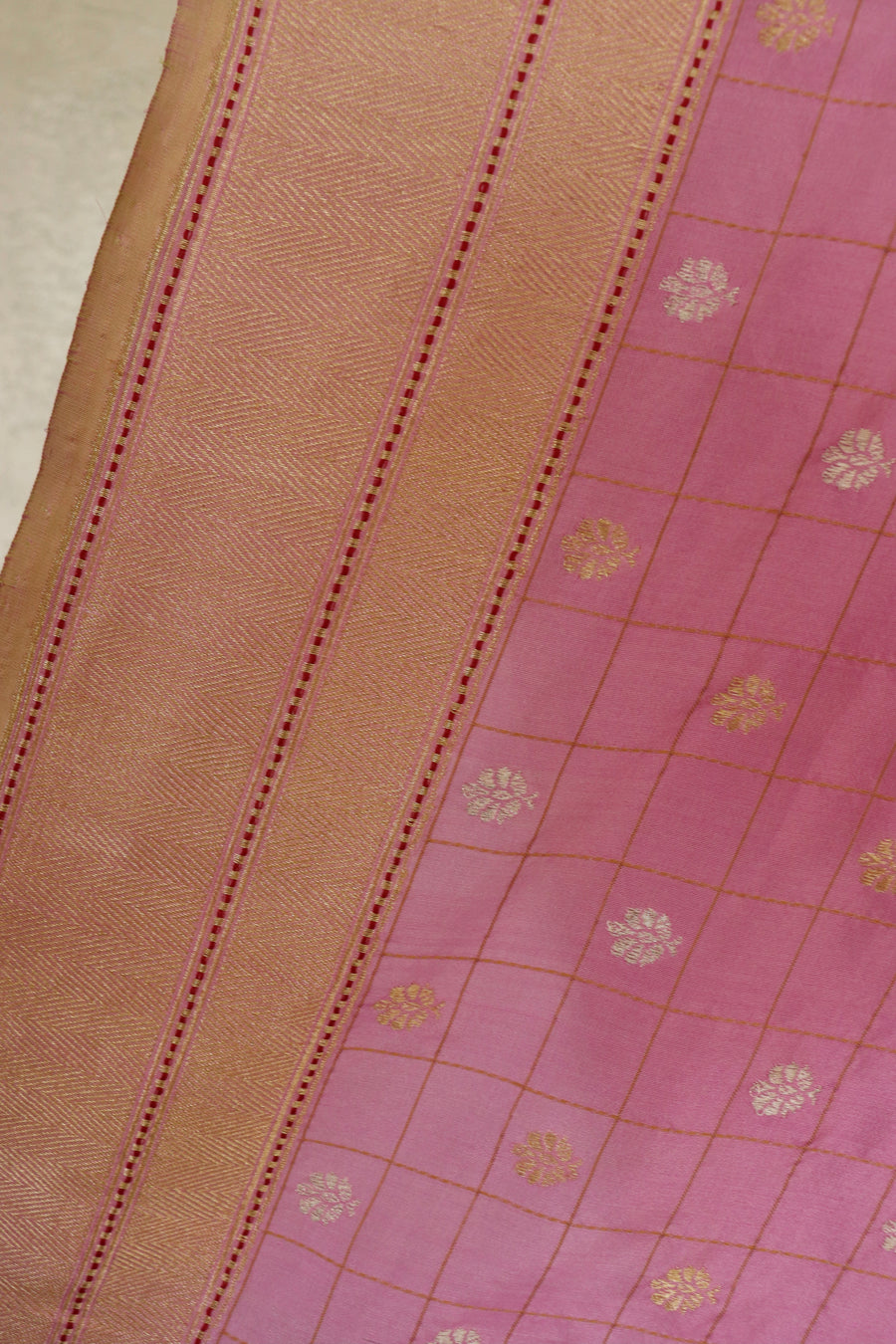 Pink Check Pure Silk Handloom Banarasi Saree