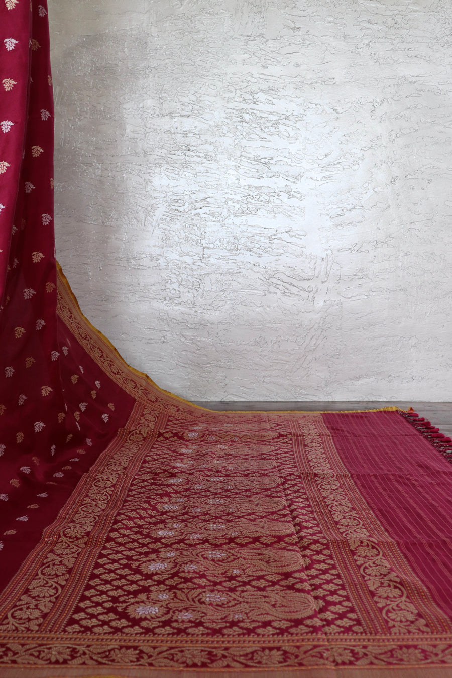 Burgundy Kadhua Motif Pure Silk Handloom Banarasi