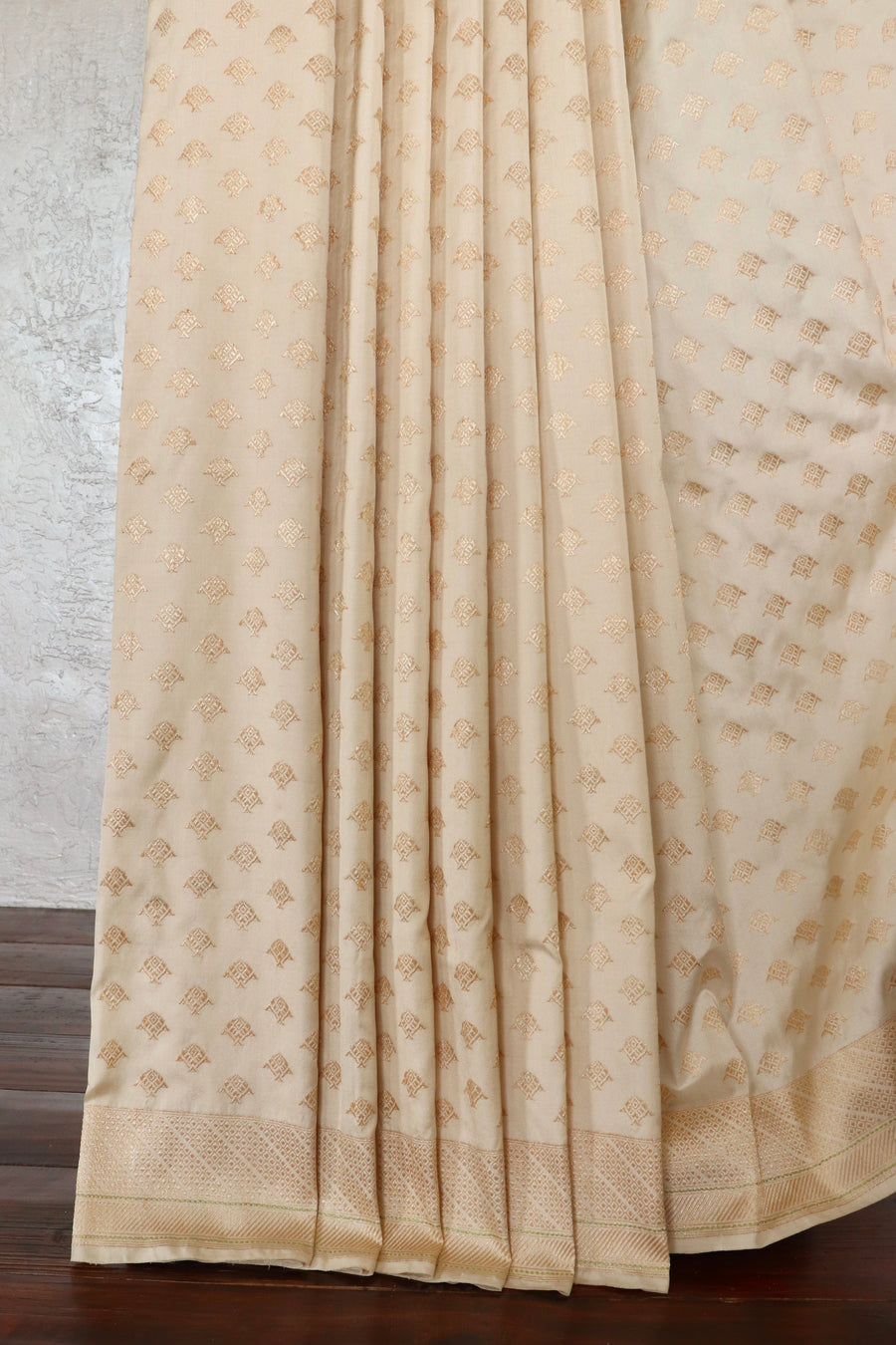 Shwetambri Matsya Buti Pure Zari Silk Saree
