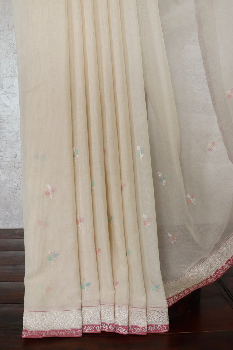 Ivory Pastel Buti Cotton Kadhua Motif Banarasi Handloom Saree