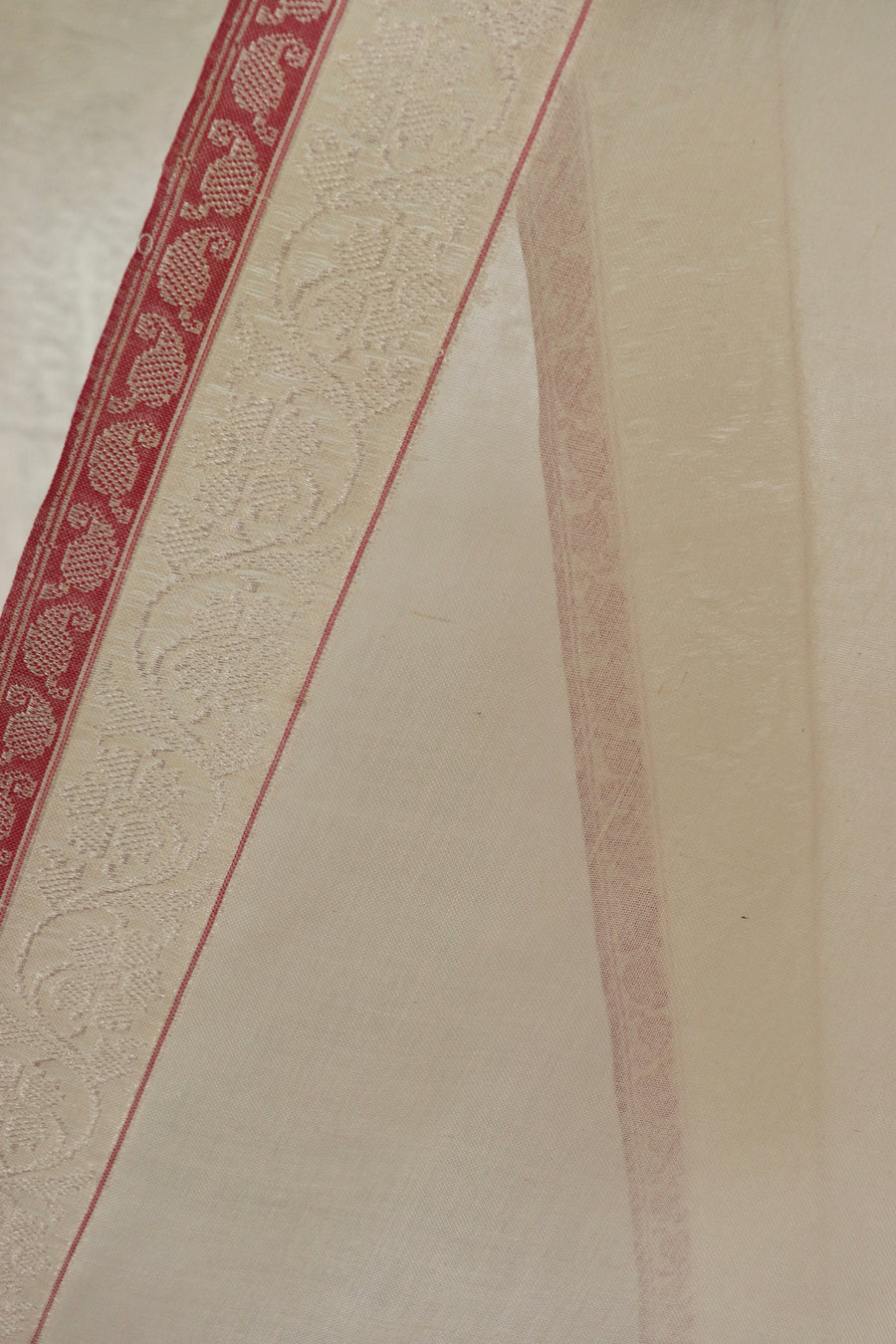 Ivory Pastel Buti Cotton Kadhua Motif Banarasi Handloom Saree