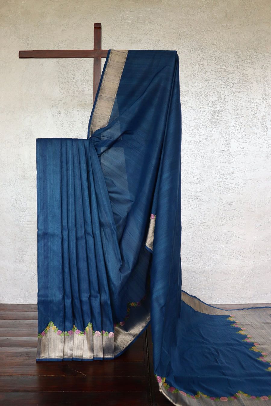 Blue Floral Border Pure Silk Handloom Banarasi Saree