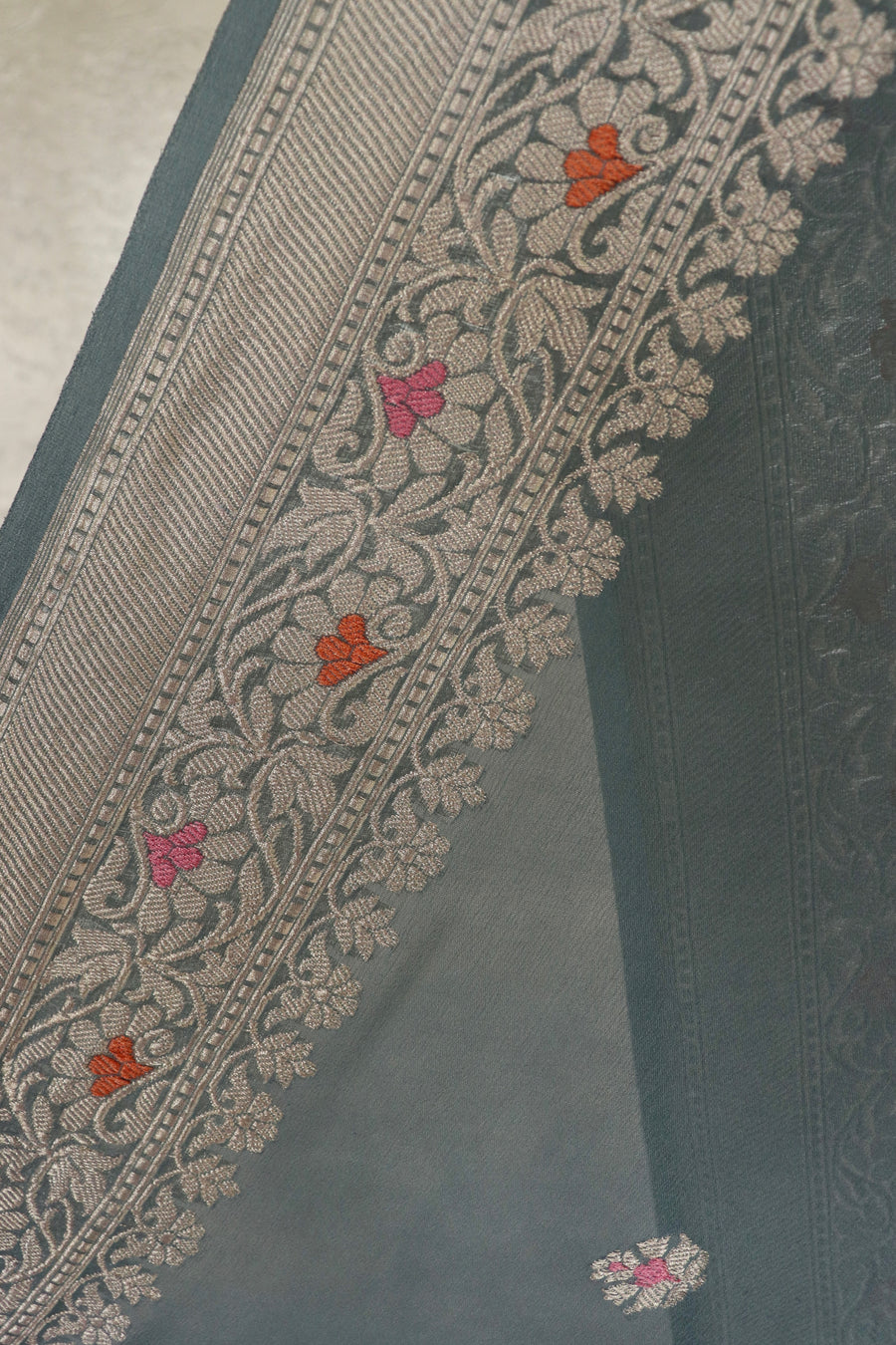Grey Kadhua Georgette Banarasi Handloom Saree