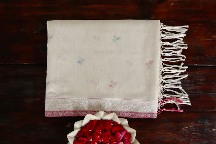 Ivory handloom Banarsi saree with kadhua motifs in cotton