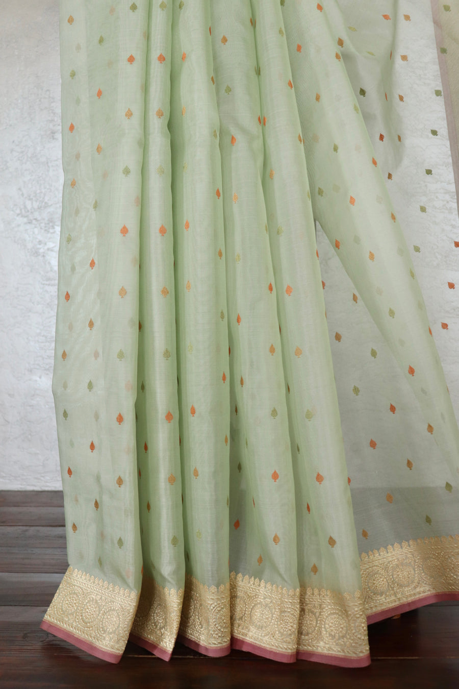 Light Green Kadhua Motif Pure Kora Silk Handloom Banarasi Saree