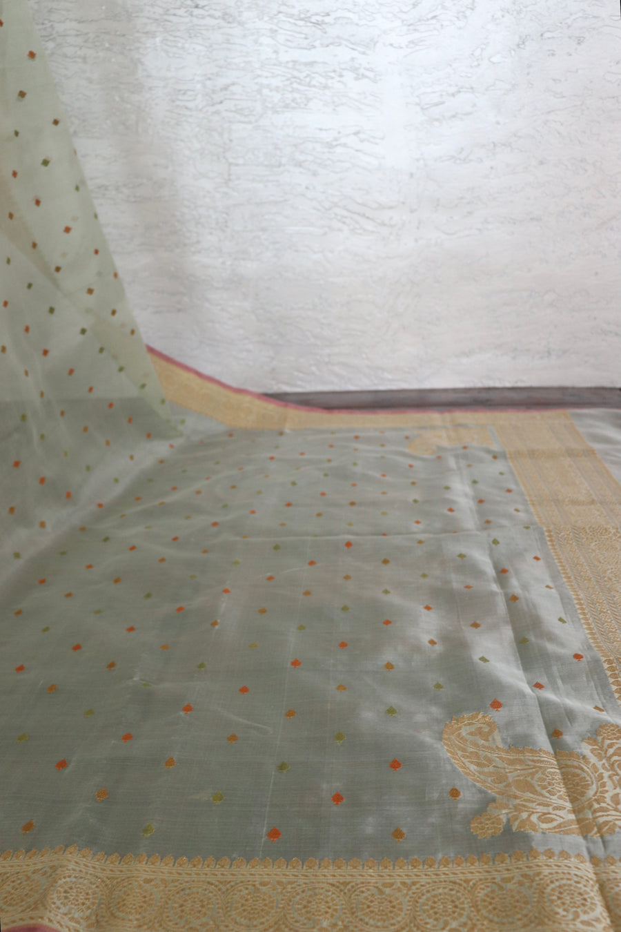 Light Green Kadhua Motif Pure Kora Silk Handloom Banarasi Saree