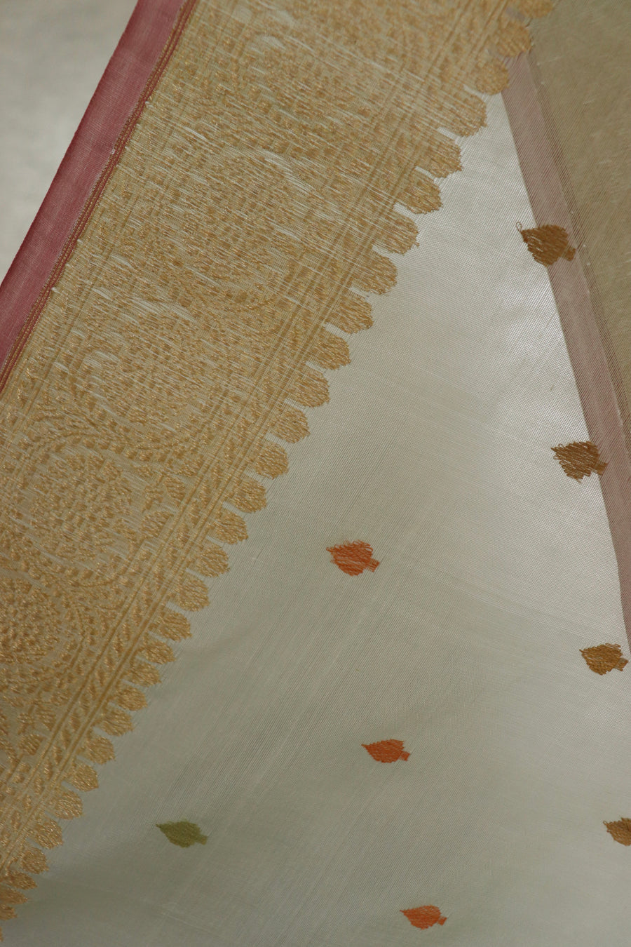 Light Green Kadhua Motif Pure Kora Silk Handloom Banarasi Saree