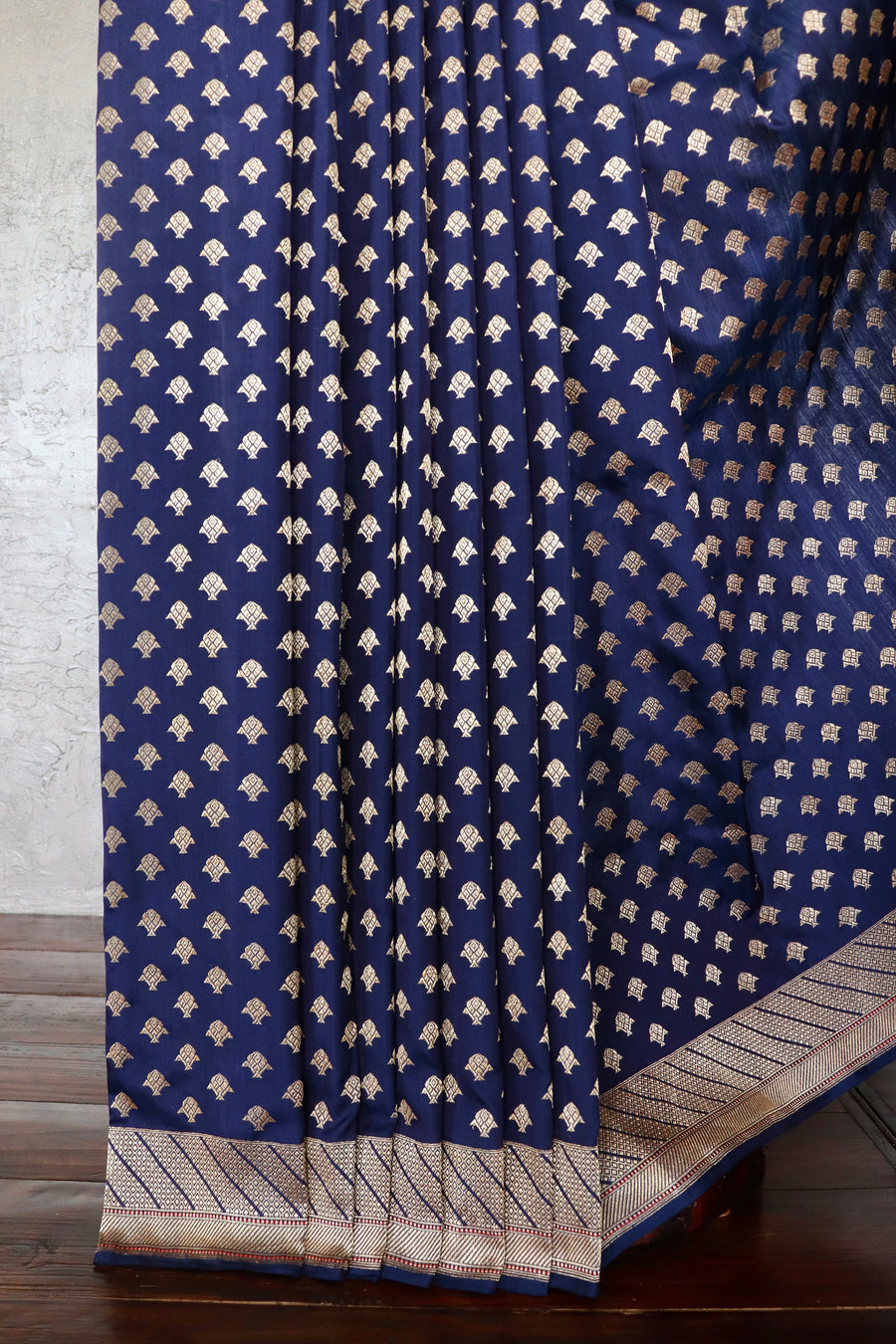Neelambari Matsya Buti Pure Zari Silk Saree
