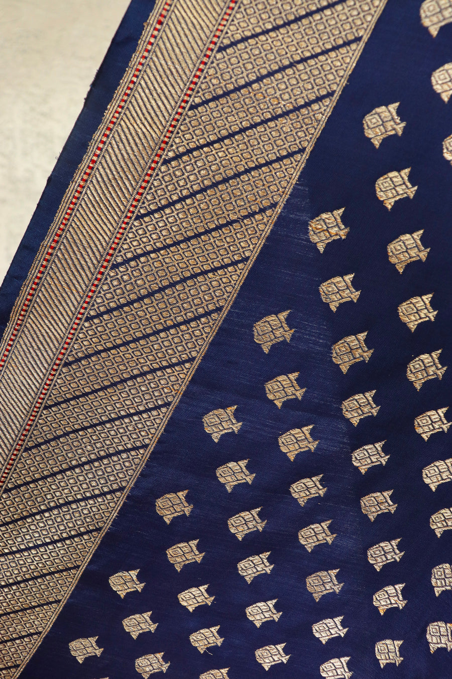 Neelambari Matsya Buti Pure Zari Silk Saree