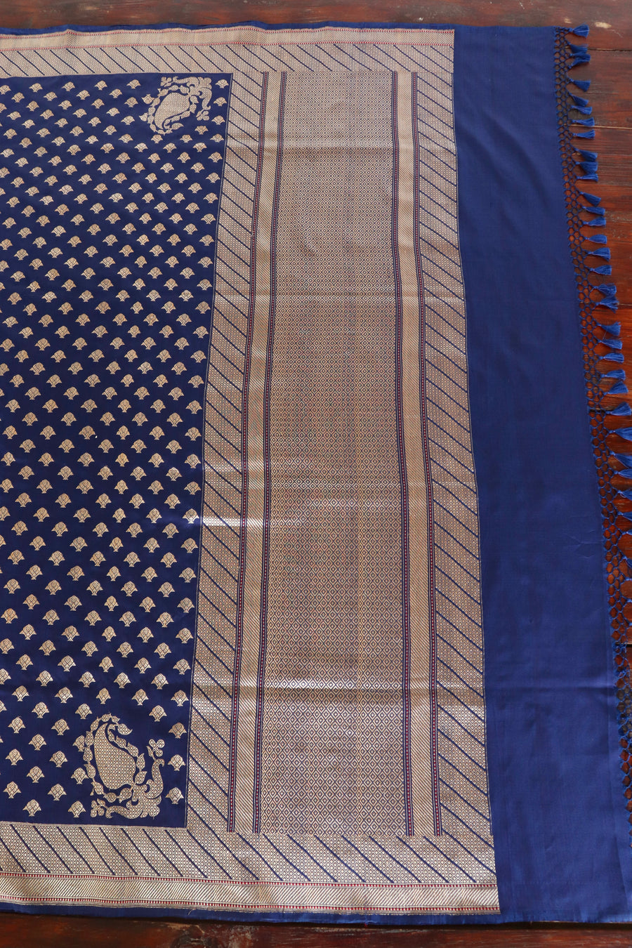 Neelambari Matsya Buti Pure Zari Silk Saree
