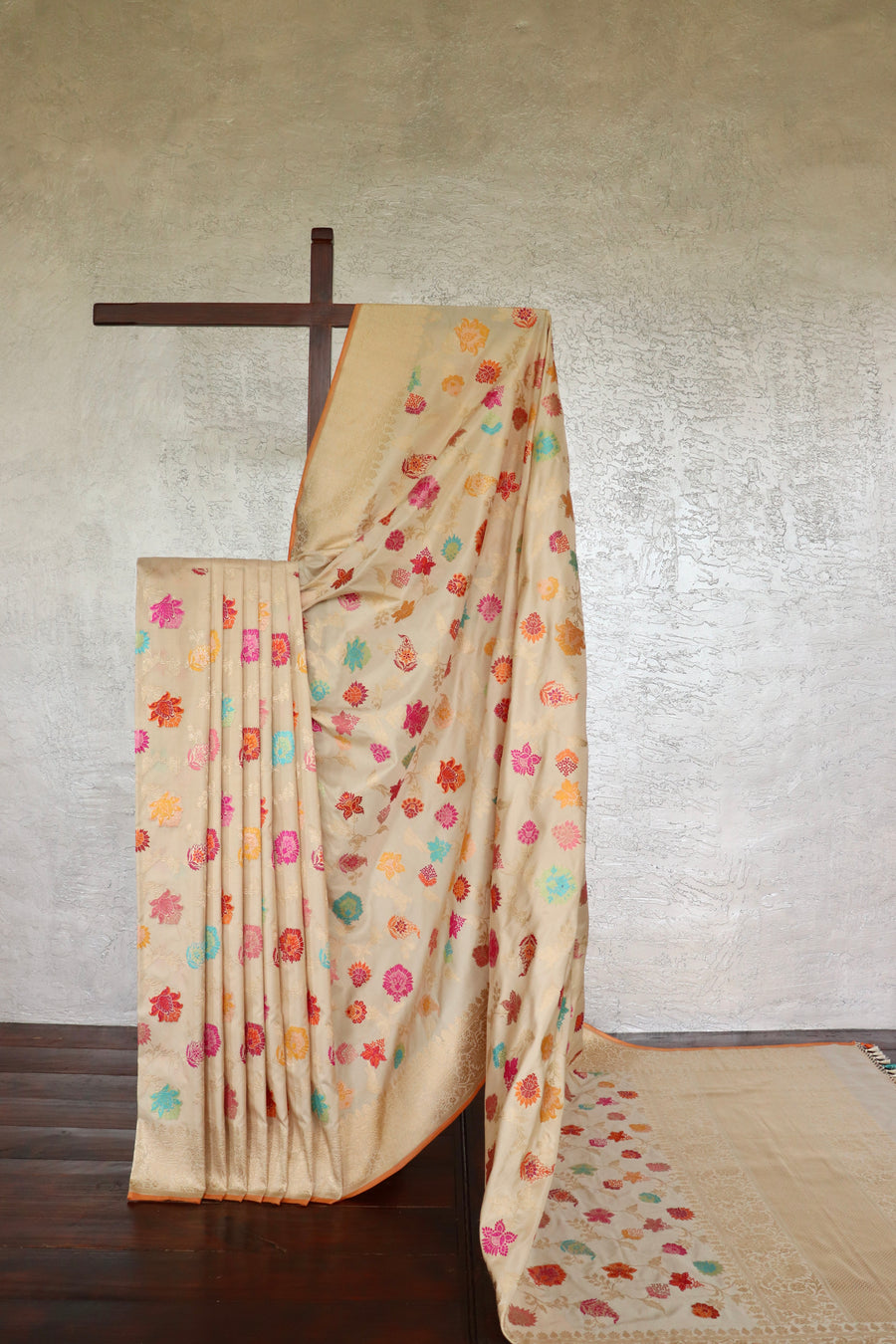 Ivory Kimkhab Pure Silk Banarasi Handloom Saree