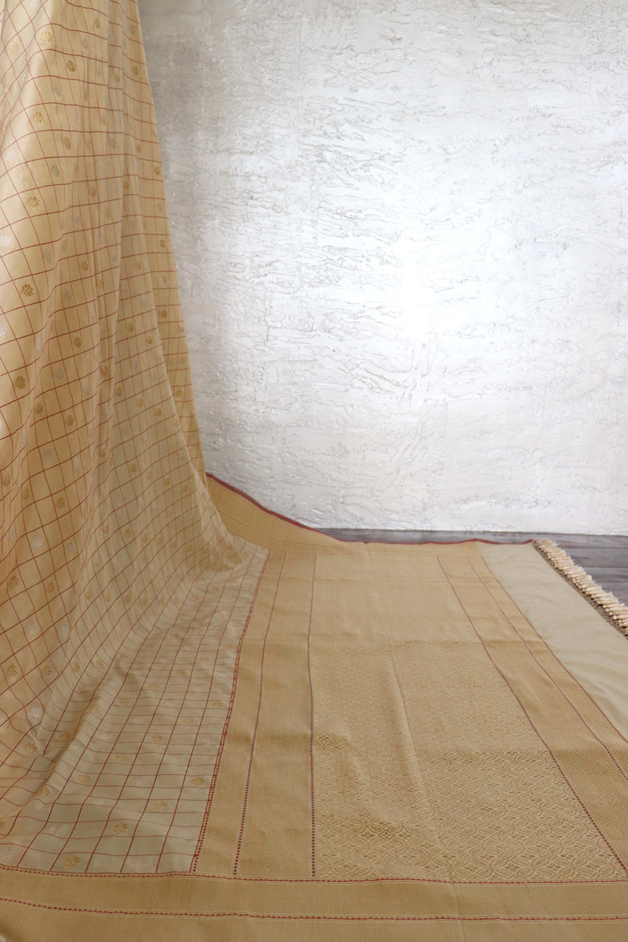 Ivory Check Pure Silk Handloom Banarasi Saree
