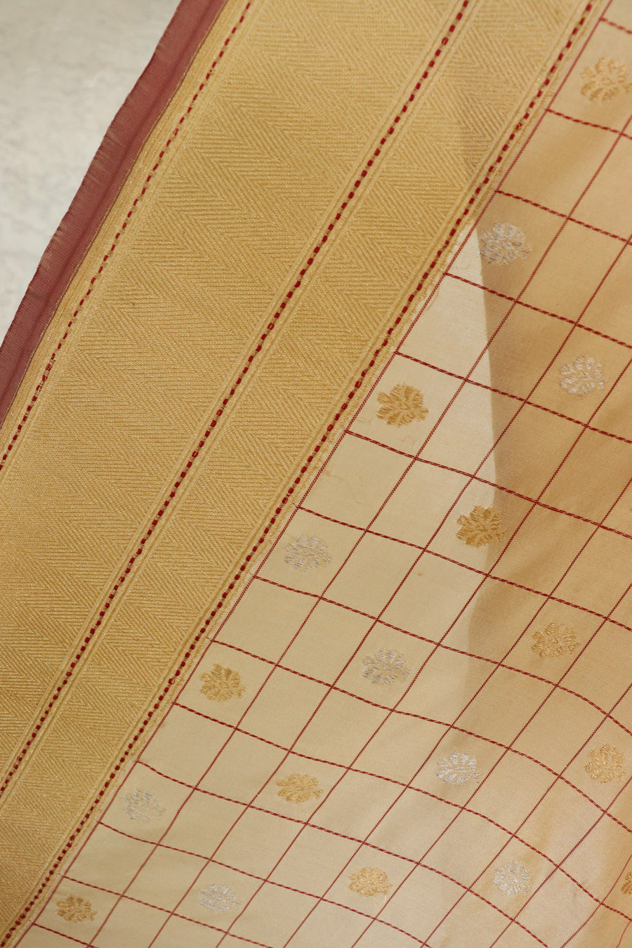 Ivory Check Pure Silk Handloom Banarasi Saree
