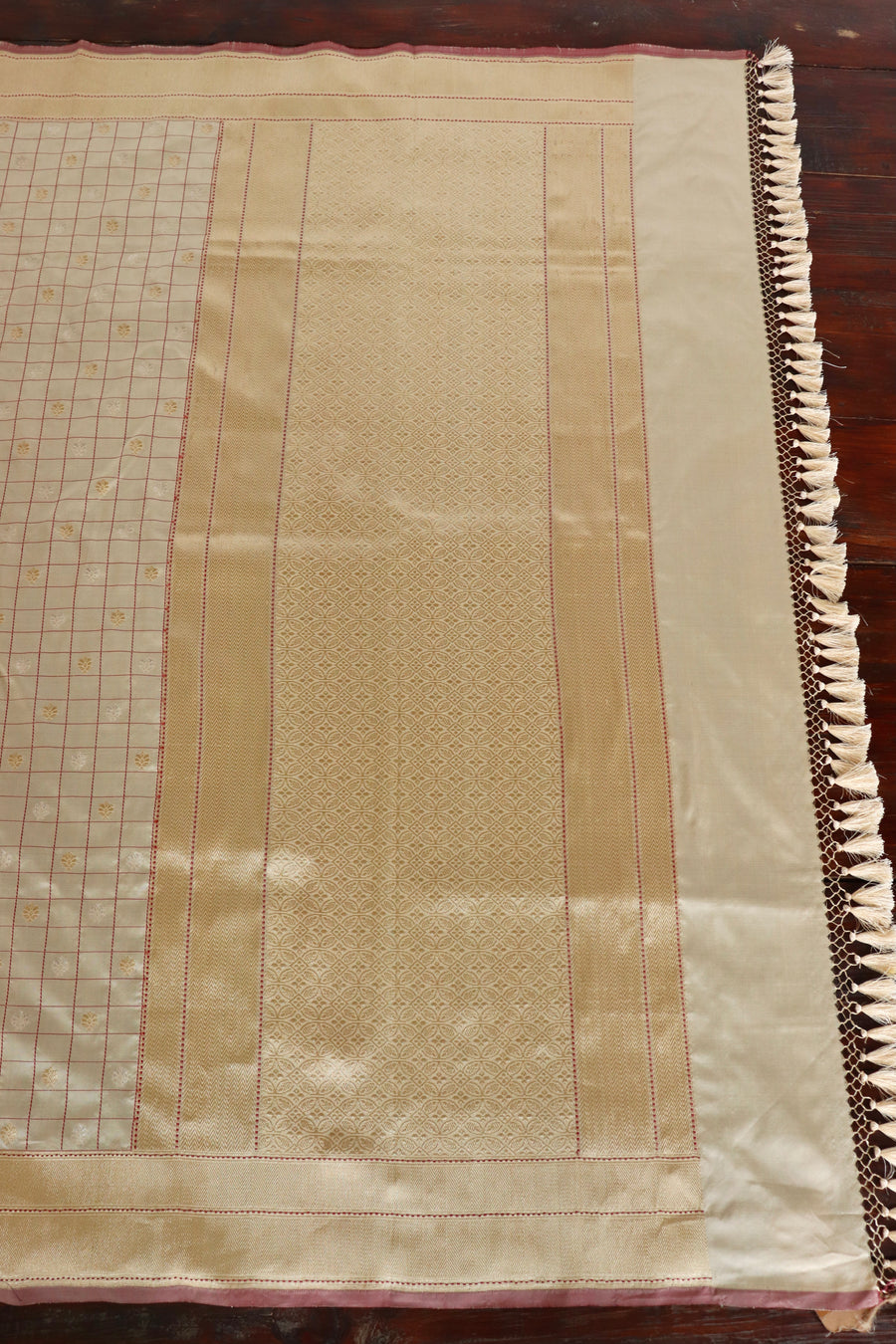 Ivory Check Pure Silk Handloom Banarasi Saree