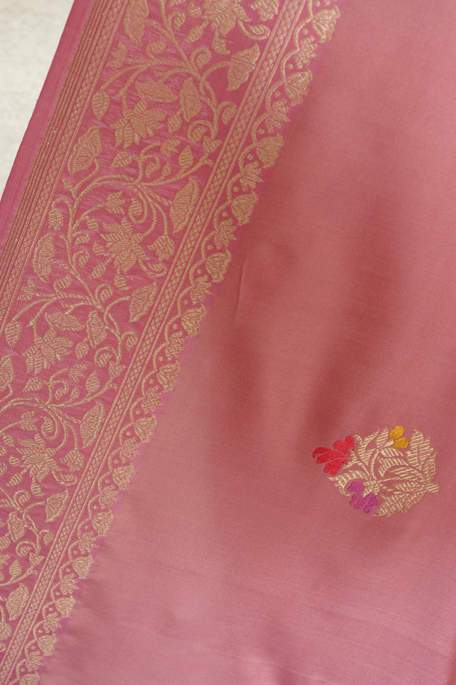 Rouge Pink Guldasta Motif Pure Silk Handloom Saree