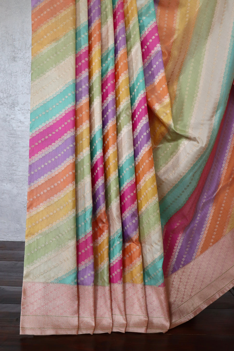 Multicolor Banarasi Rangkaat Pure Silk Handloom Saree