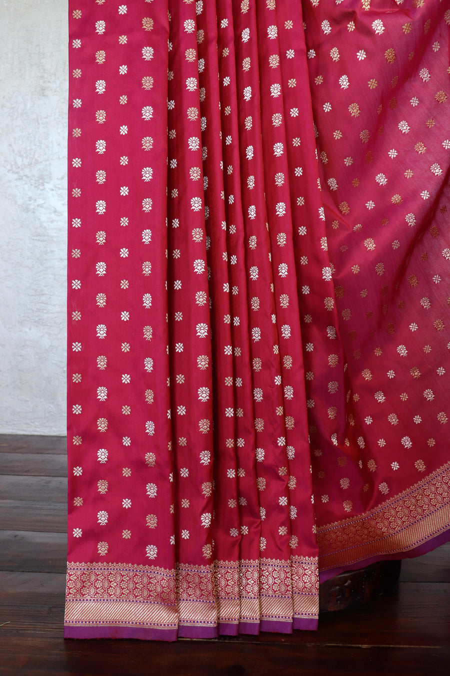 Magenta Pure Zari Handwoven Banarasi Silk Saree
