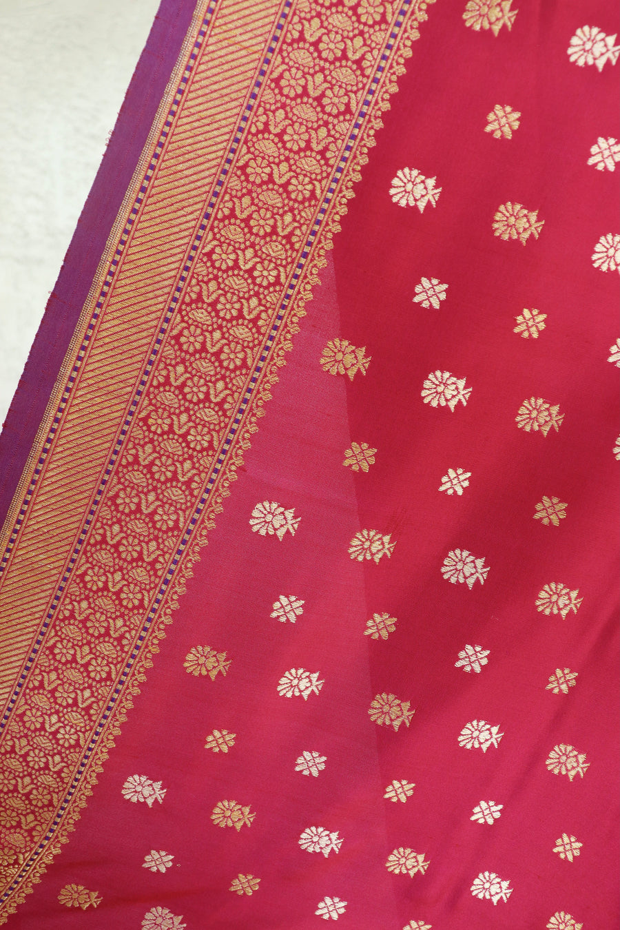 Magenta Pure Zari Handwoven Banarasi Silk Saree