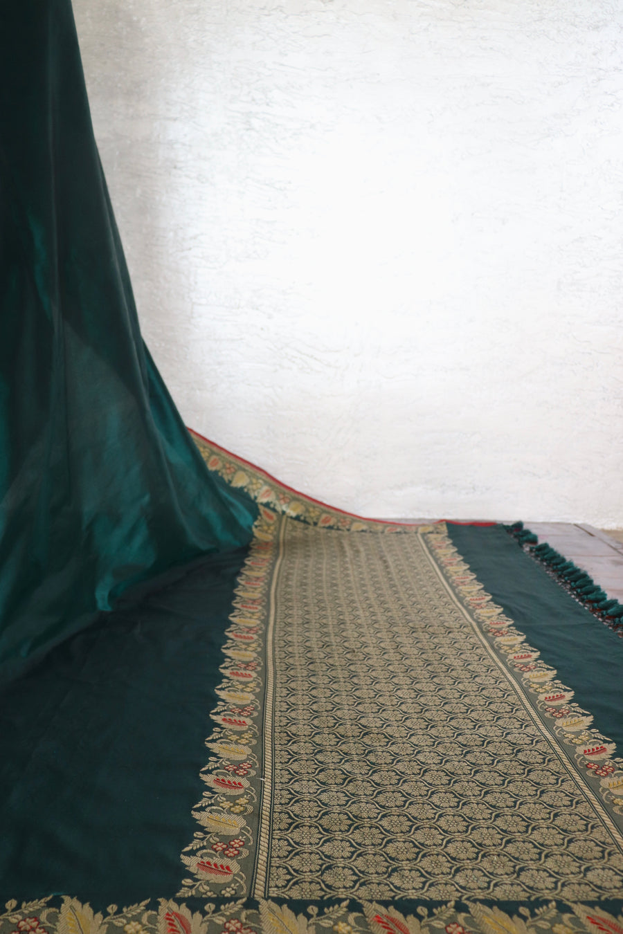 Deep Teal Banarsi Handwoven Silk Saree