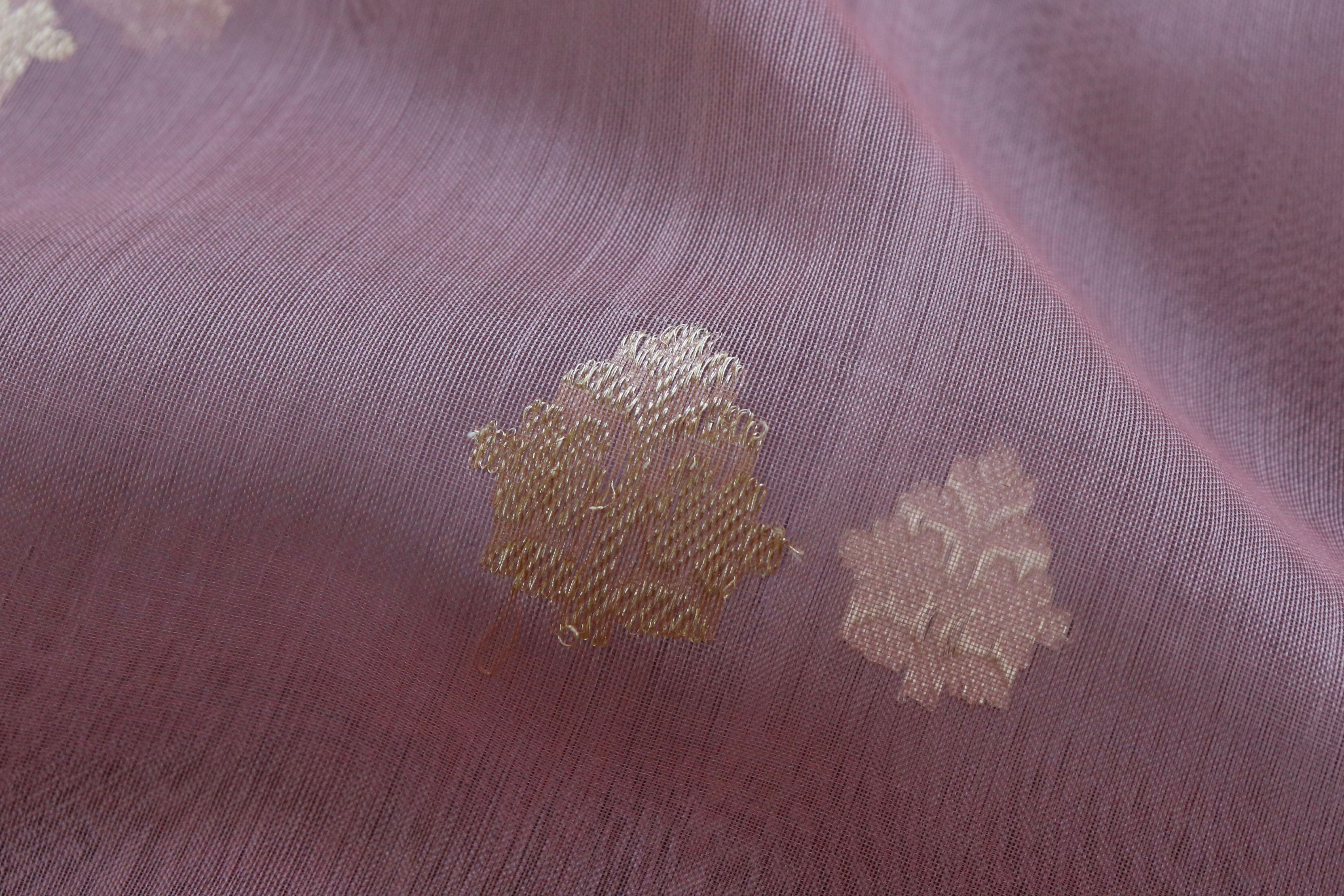 Dusty Rose Pink Kora Silk Leaf Motif Handloom Banarasi Saree