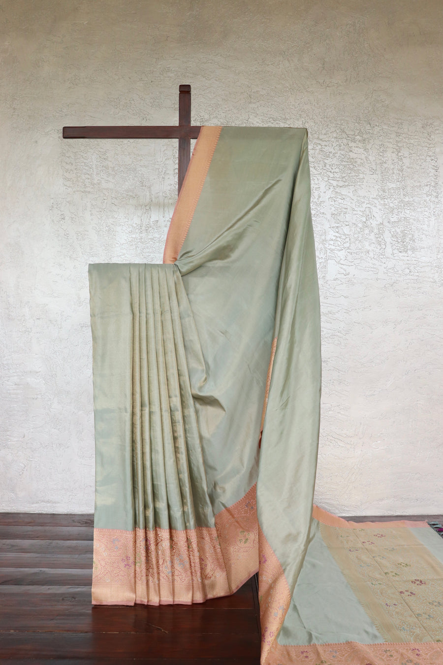 Sea Green & Pink Tissue With Meenadar Silk Kadiyal | Stuti Weaves