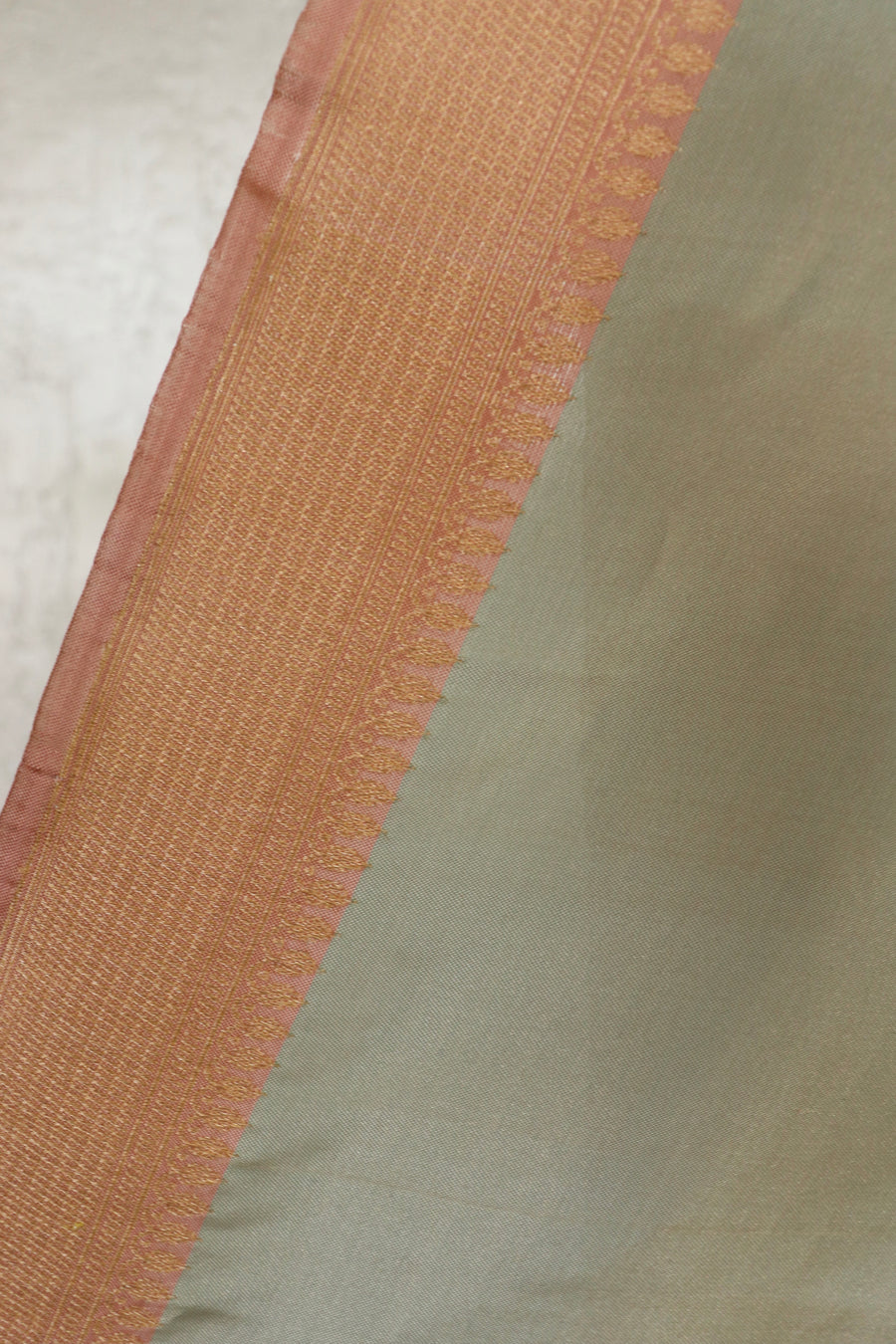Sea Green & Pink Tissue With Meenadar Silk Kadiyal | Stuti Weaves