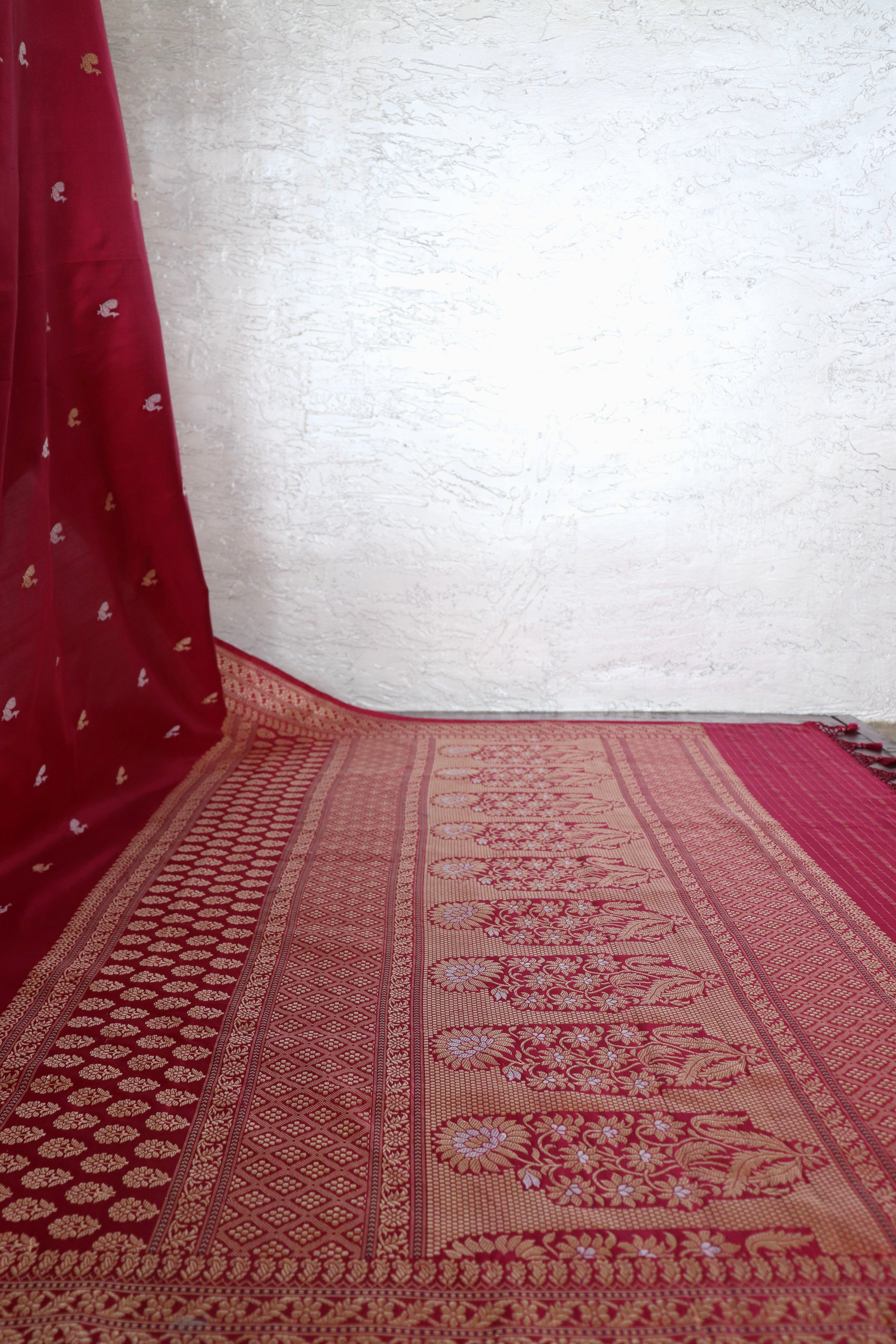 Crimson Peacock Motif Pure Silk Handloom Banarasi Saree